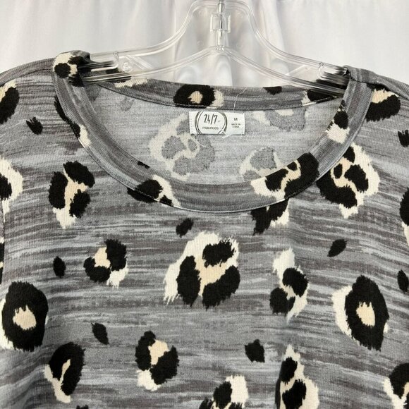 Maurices Womens Cheetah Print Top Long Sleeve Gray/Multi Size Medium Soft - Picture 3 of 8